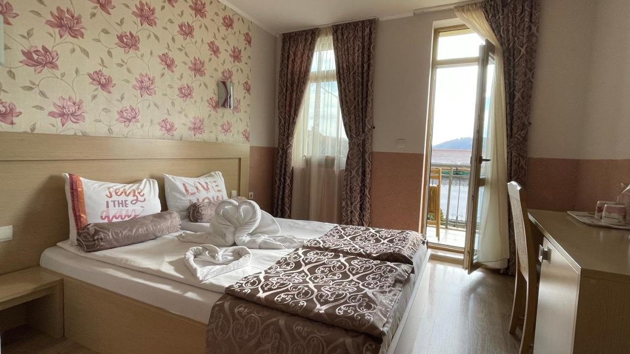 Hotel Anhea Veliko Tărnovo Exterior foto
