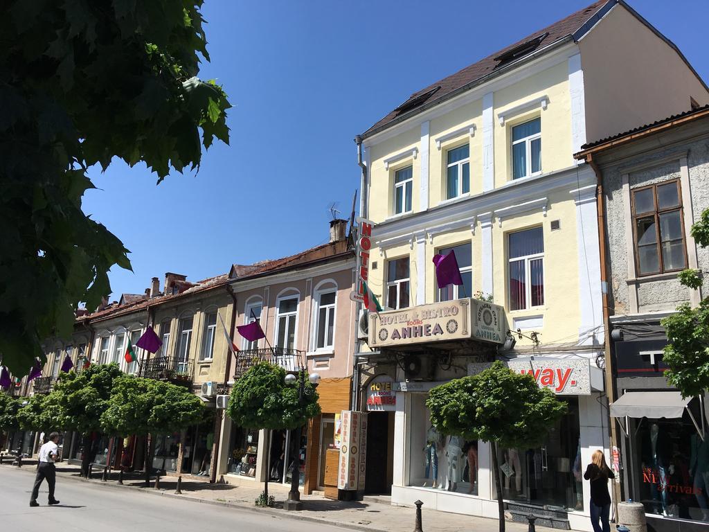 Hotel Anhea Veliko Tărnovo Exterior foto