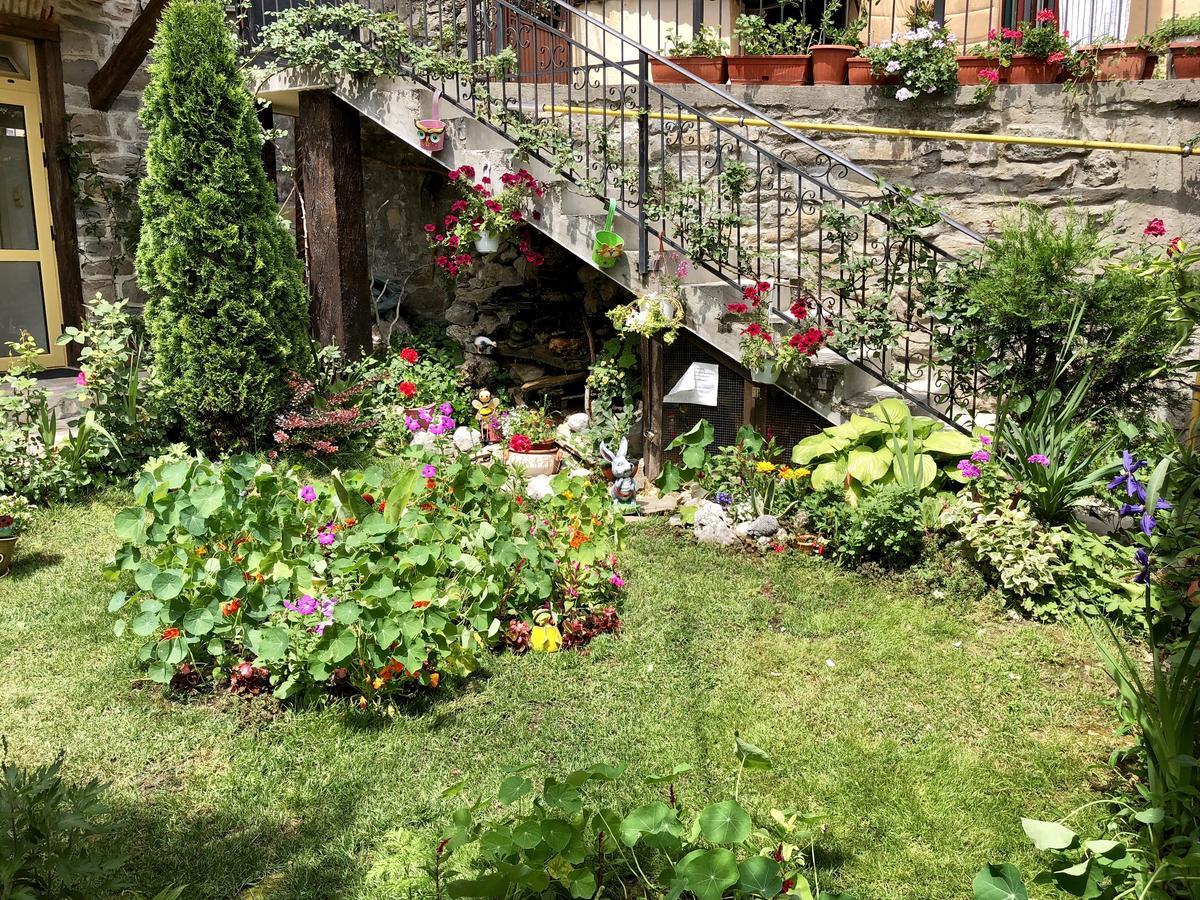 Hotel Anhea Veliko Tărnovo Exterior foto